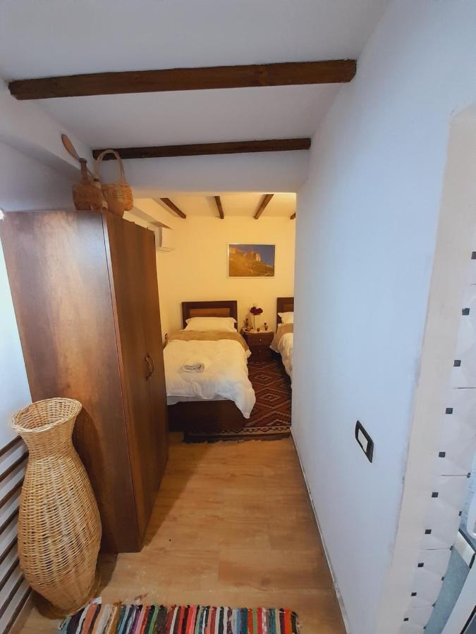 Guest House Maria - Berat Castle 외부 사진